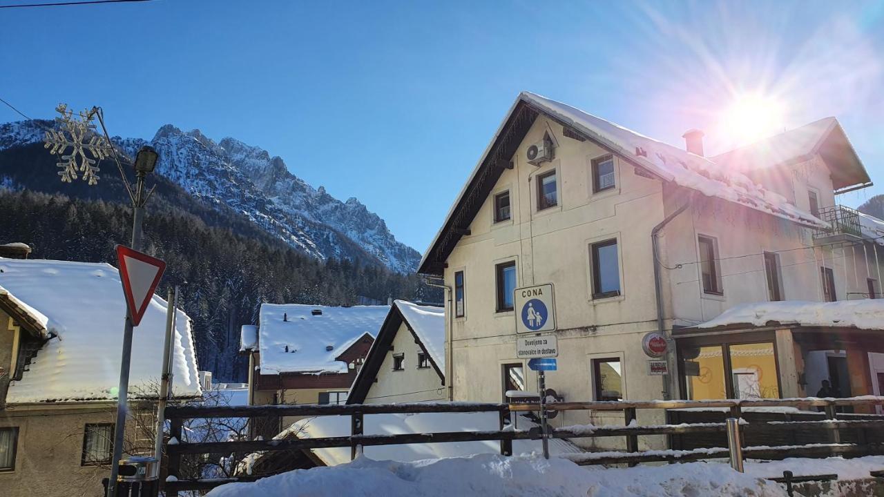 Apartments Seventy Seven Kranjska Gora Bagian luar foto
