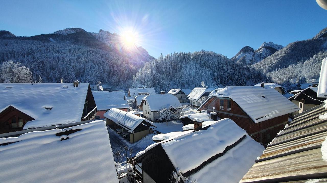 Apartments Seventy Seven Kranjska Gora Bagian luar foto