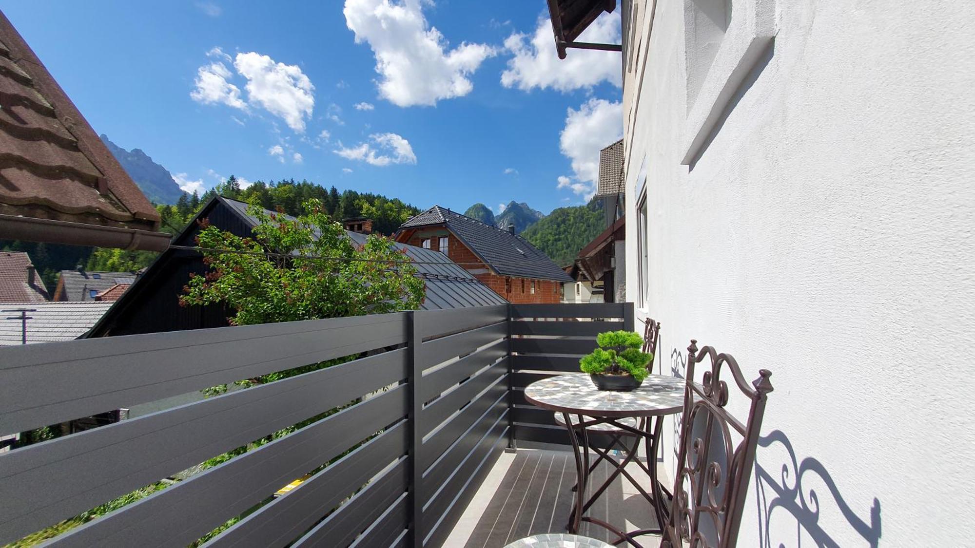Apartments Seventy Seven Kranjska Gora Bagian luar foto